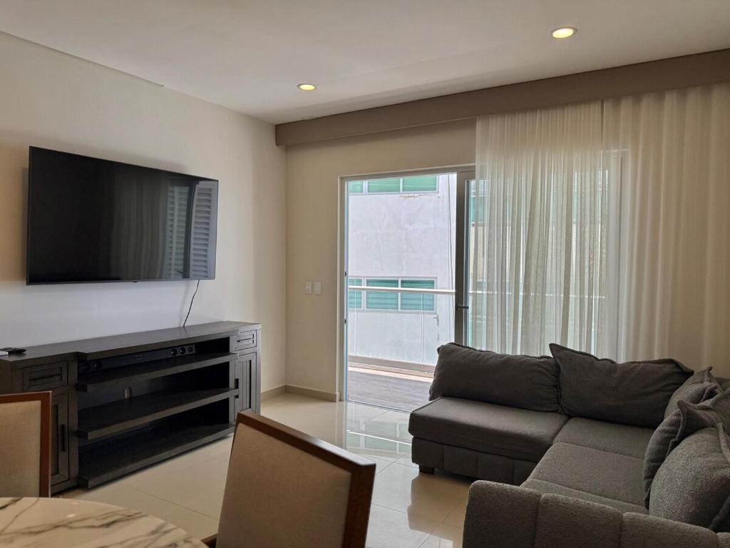Departamento moderno a pie de playa - 1