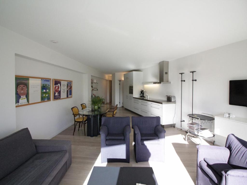 Apartment in Knokke near Driehoeksplein, Knokke-Heist