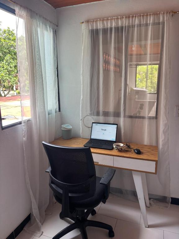 Apartamento Vista Bella en la mitad de Medellin - 3
