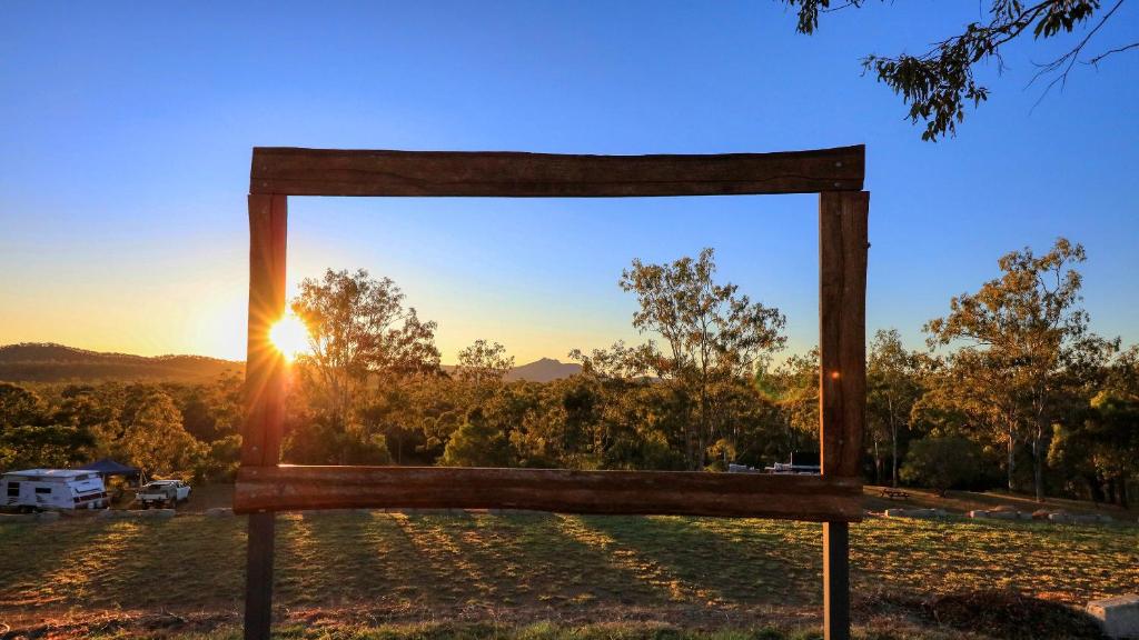 Mt Larcom Tourist Park, Mount Larcom