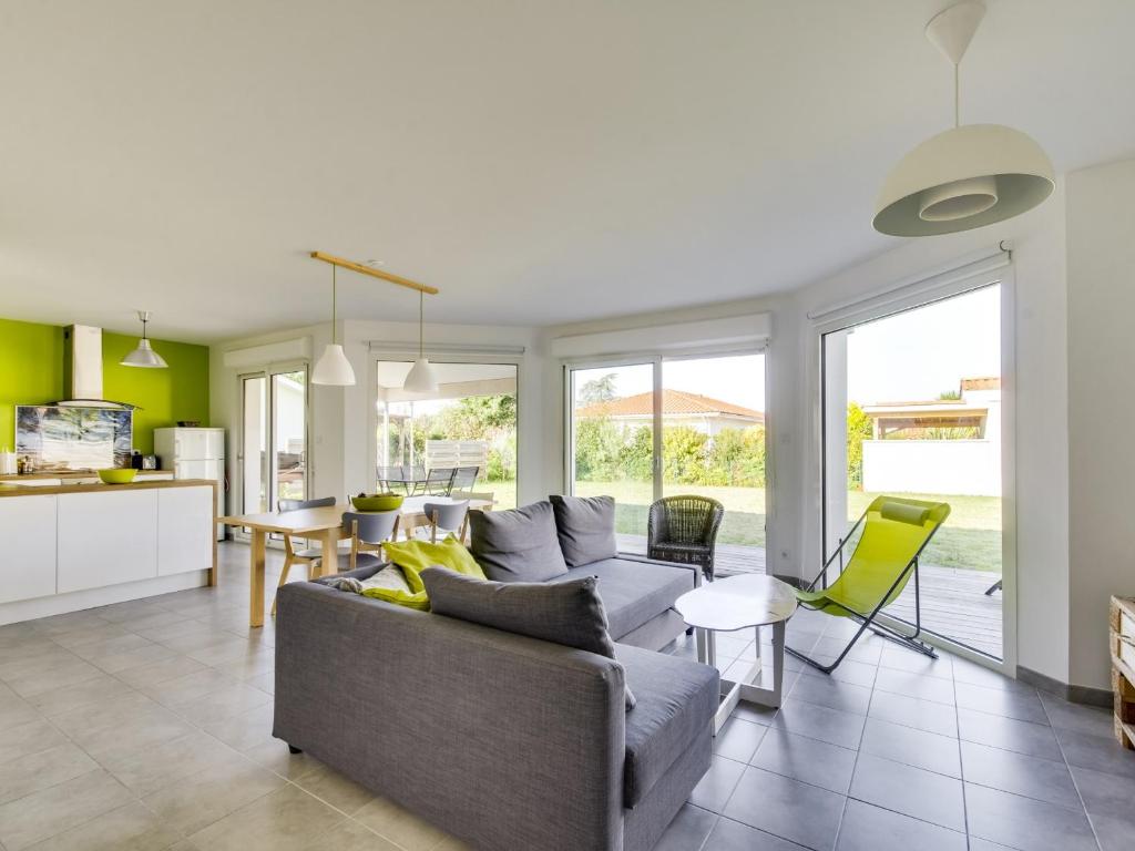 Maison contemporaine Biscarrosse, 7 pers., 3 ch., Wi-Fi, sur terrain 700m², proche activités et plages - FR-1-521-44 - 5