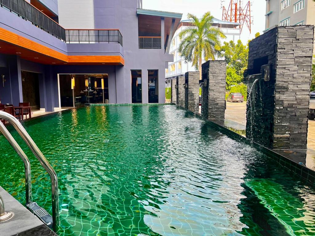 Kolam renang