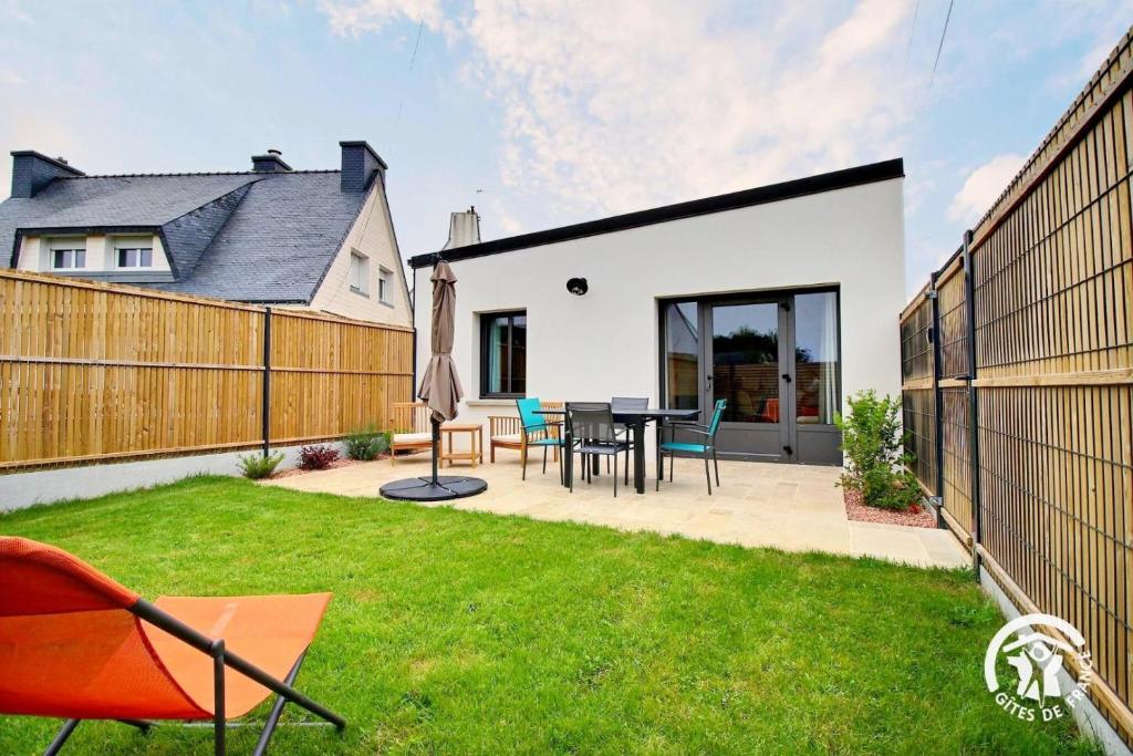 La source, Plouhinec