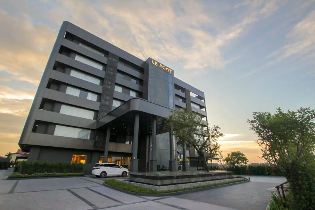 LePont Riverfront Resort Nongkhai，位于廊开的酒店