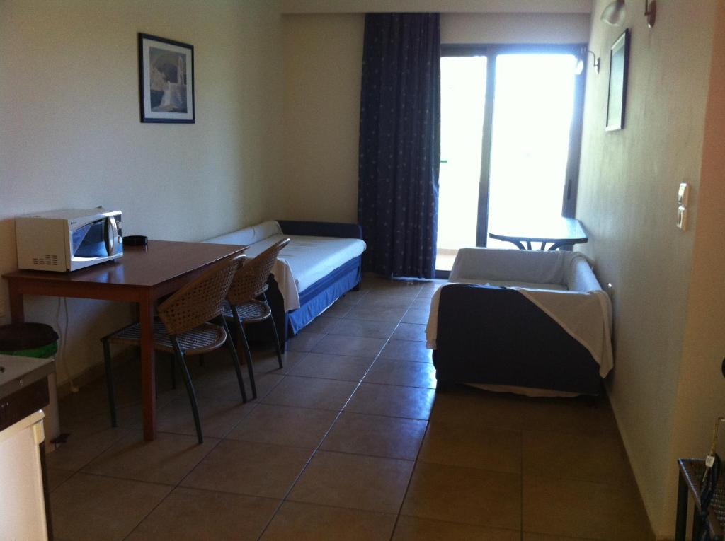 Olgas Paradise Apartments — Hotel rooms in Kos Town, South Aegean