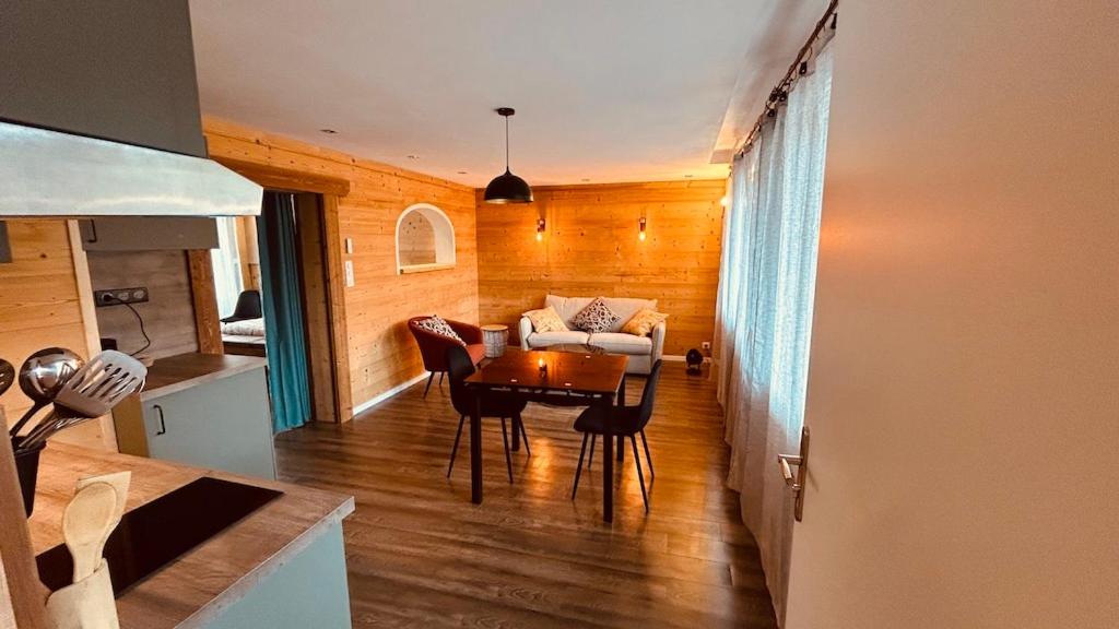 Le Cocon 2 Pers à Xonrupt Gerardmer, Xonrupt-Longemer