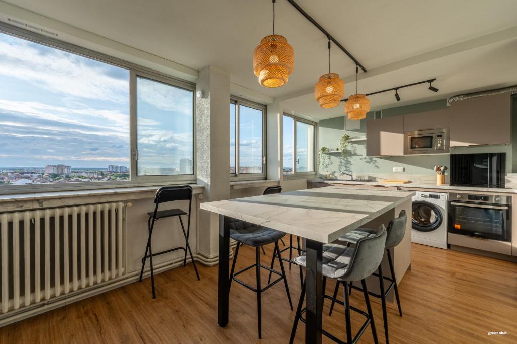 Toulouse Appartment 3 bedrooms balcony panoramic view - 10 min Train station & Metro - 3