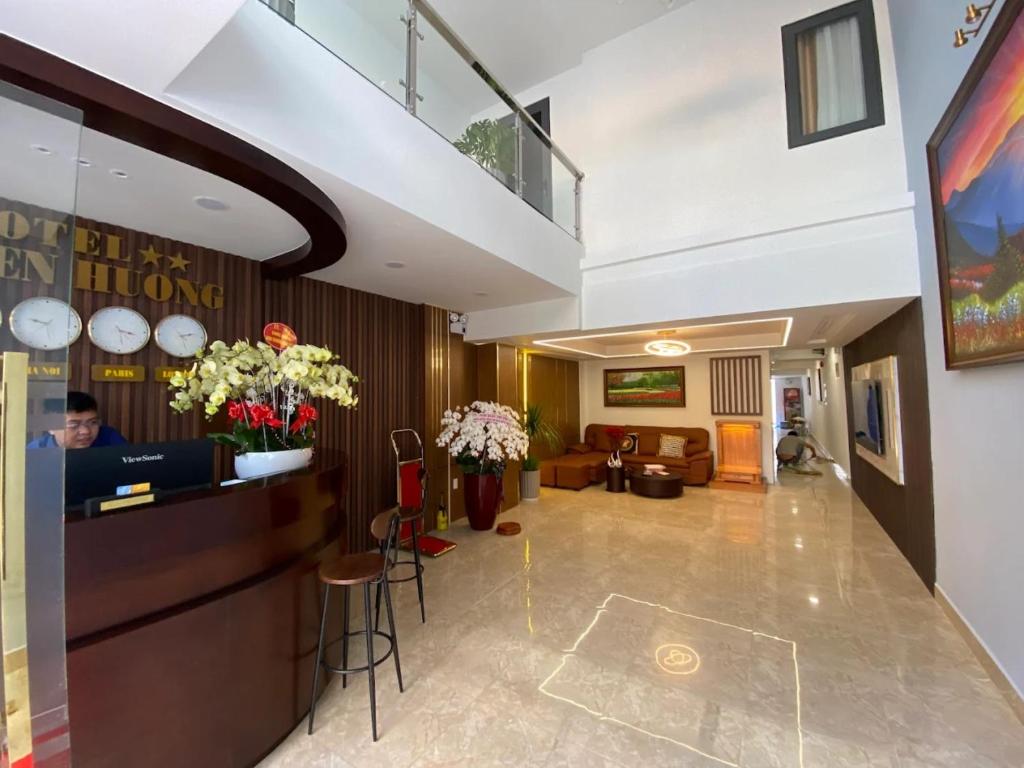 Nguyên Hương Hotel, Ho Či Minovo Město