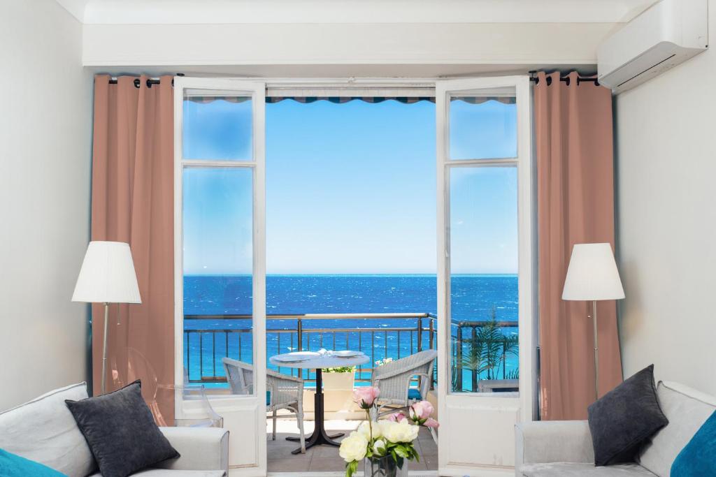 "Le Méditerrannée" by EnjoyNice, breathtaking sea view, 2 terraces and Airco - 2