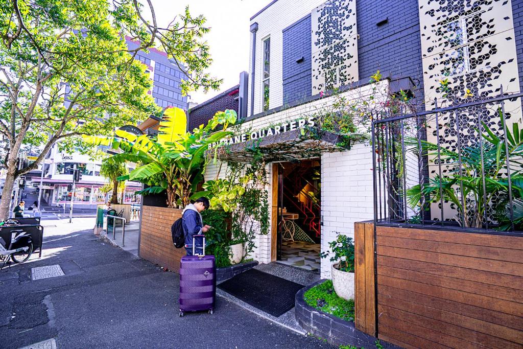 Quarters Common Area