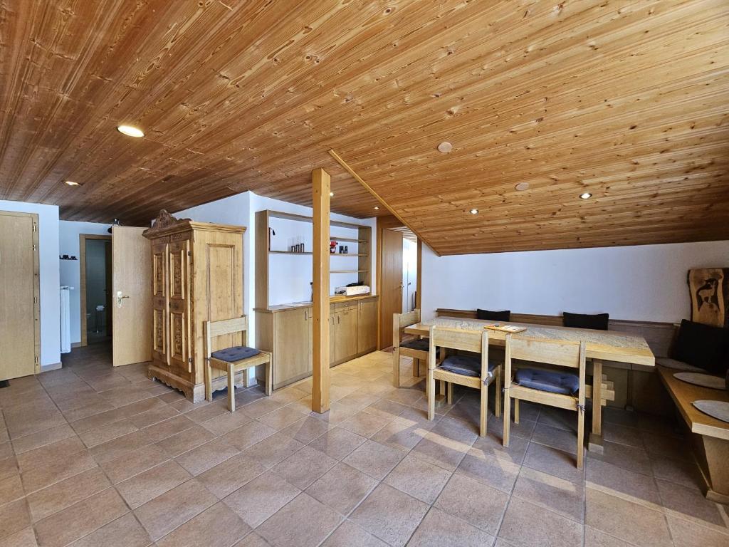 Sonnhüsli Dachwohnung - 5