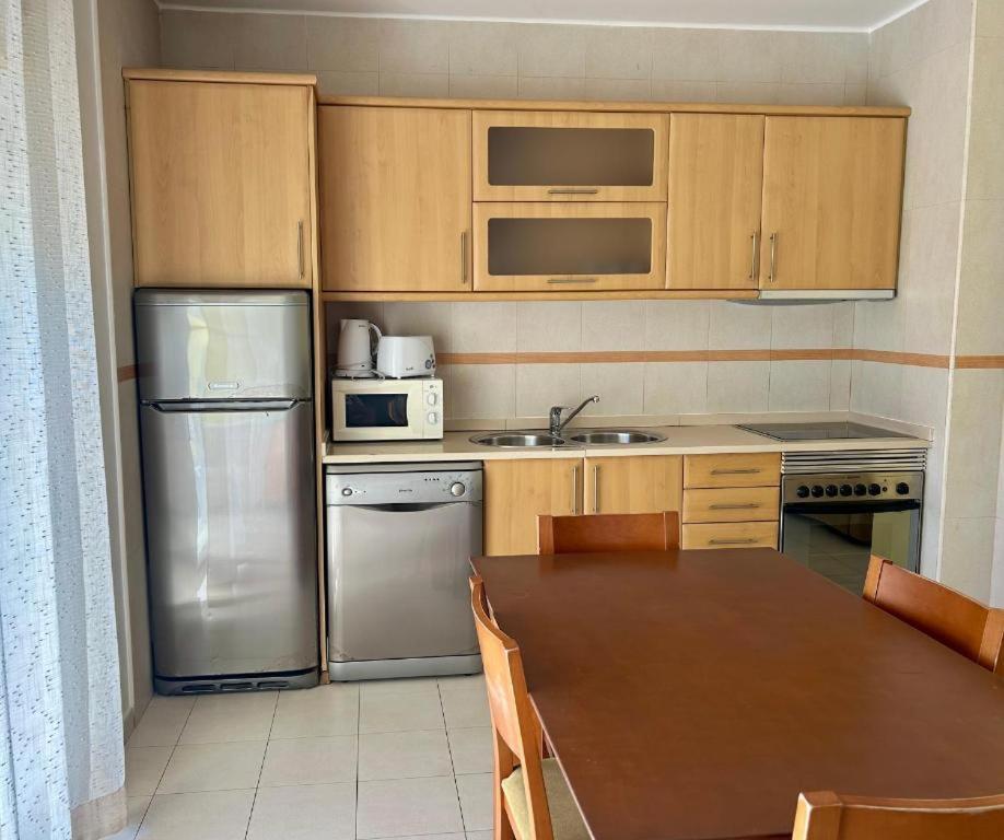 Apartamentos Santa Teresinha — Hotel rooms in Alvor, Faro