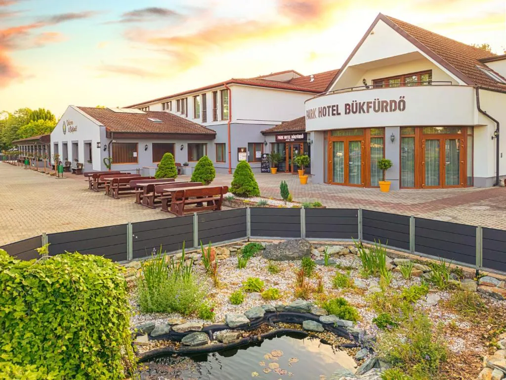 Park Hotel Bükfürdő, hotel in Bük