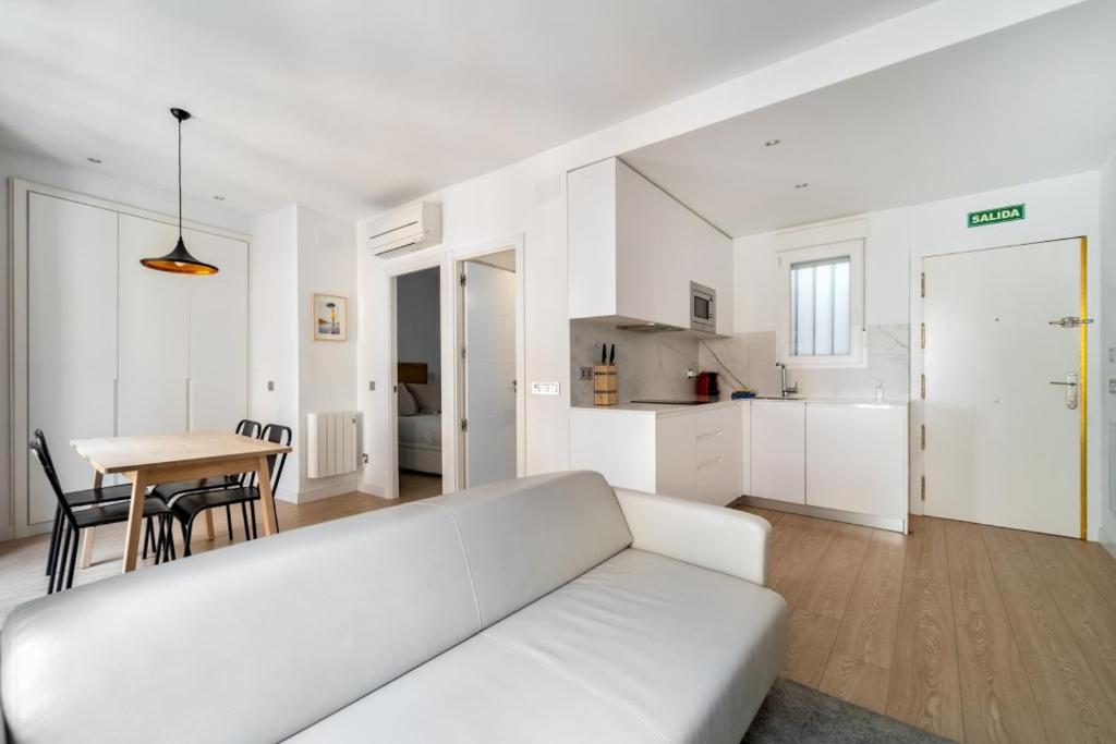Bright Modern - 1Bedroom 1Bath - Lavapiés - 4
