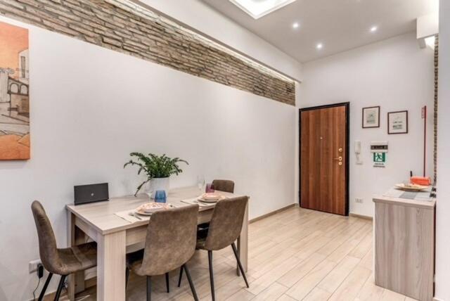 Loft in the Ghetto 2 - 5