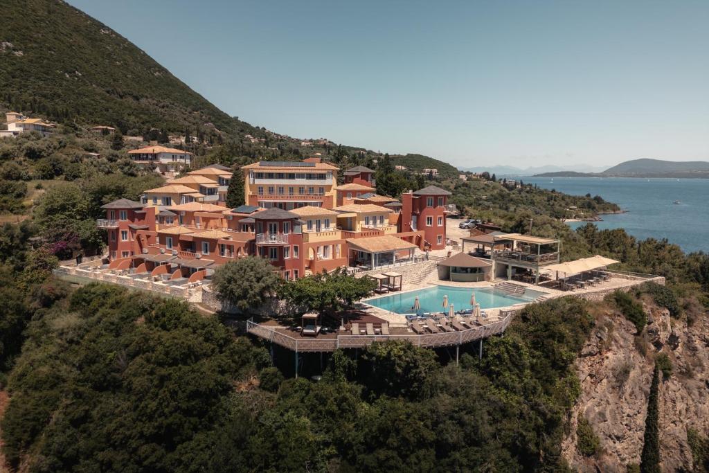 Red Tower Hotel, Nikiana