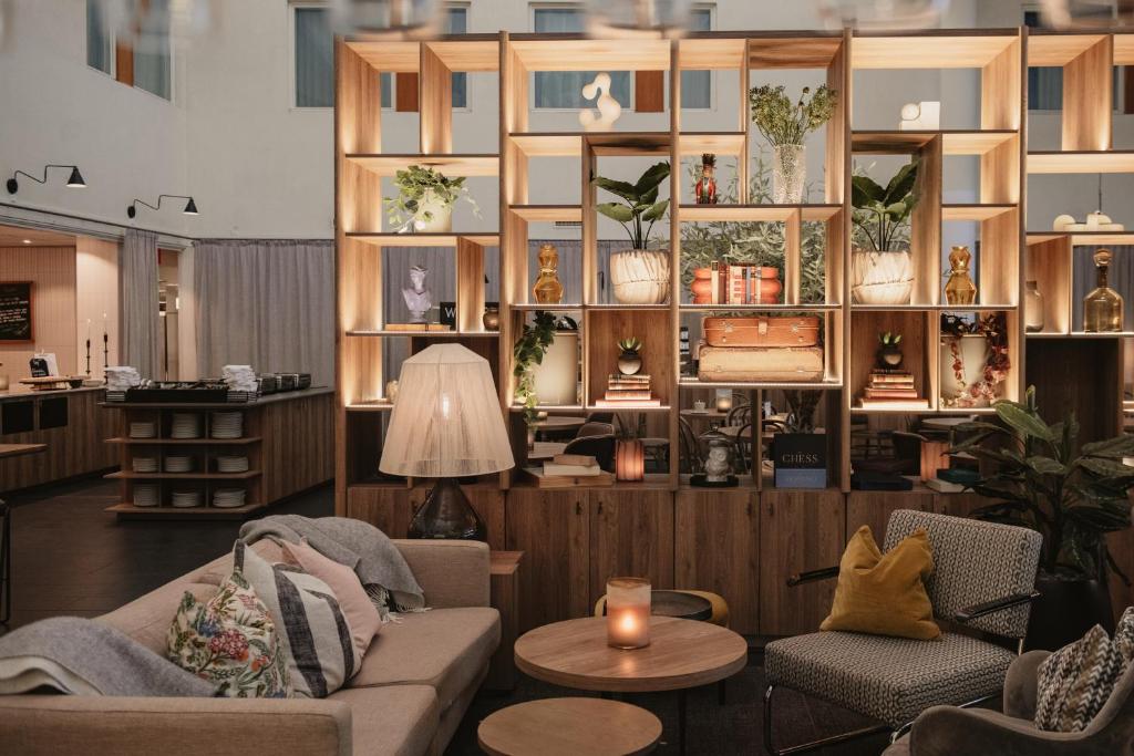 Home Hotel Odin
