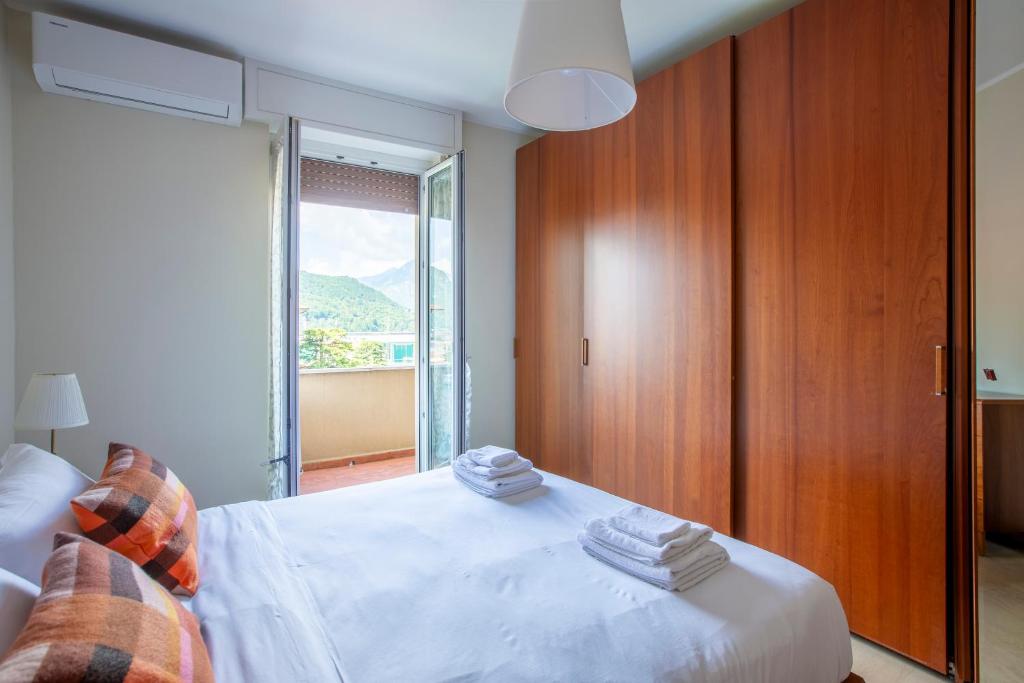 Como Lake, 6 Posti, Vista Monti con Climatizzatore - 3