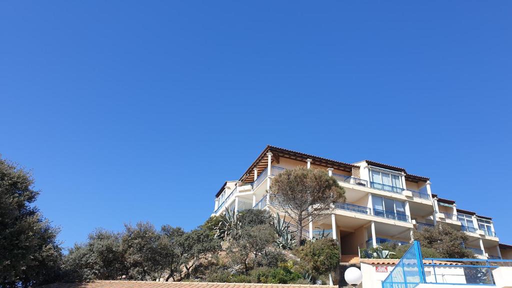 Saint Pierre la mer - Logement climatisé avec piscine et à 5mn d'une plage de sable fin - 4