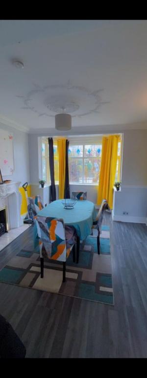 Grace Manor, Redbridge