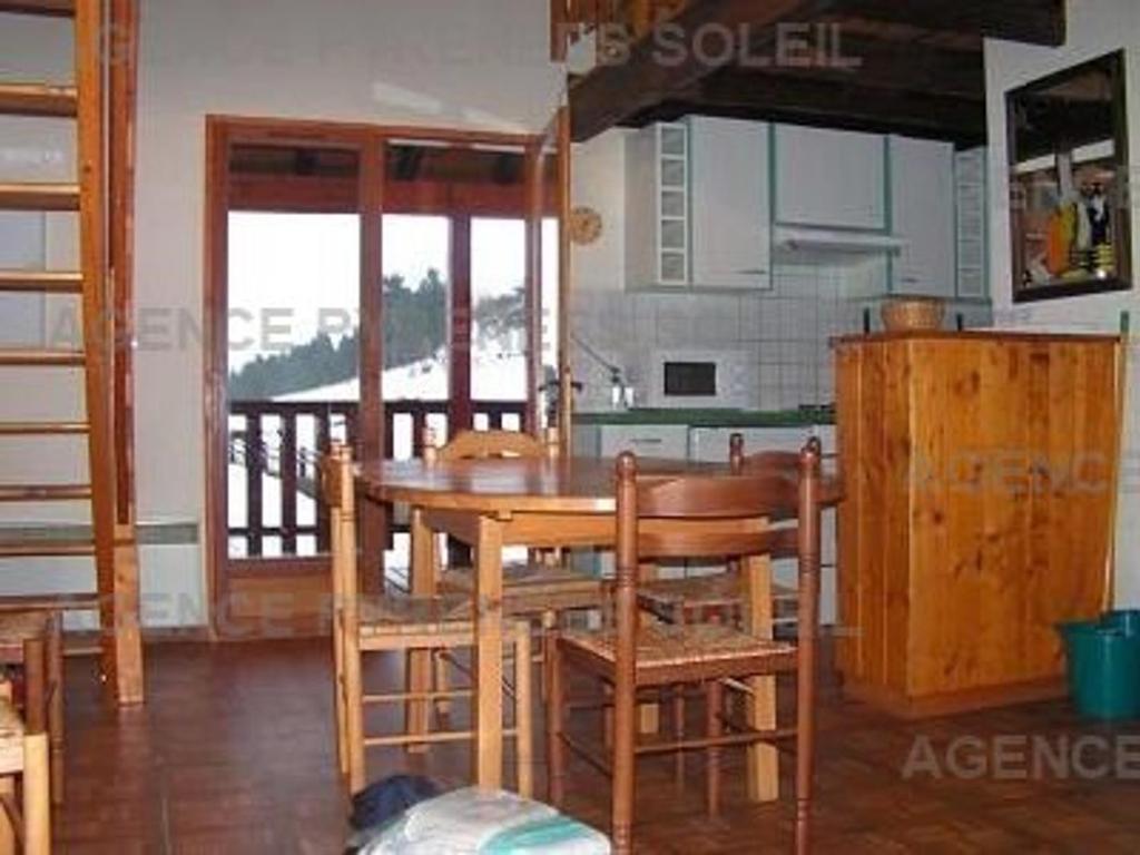 Chalet 3 chambres avec terrasse aux Angles - FR-1-295-145 - 1