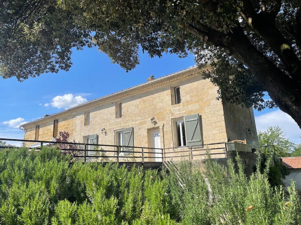 A l Ombre du Chene Gite Saint Emilion, Saint-Christophe-des-Bardes