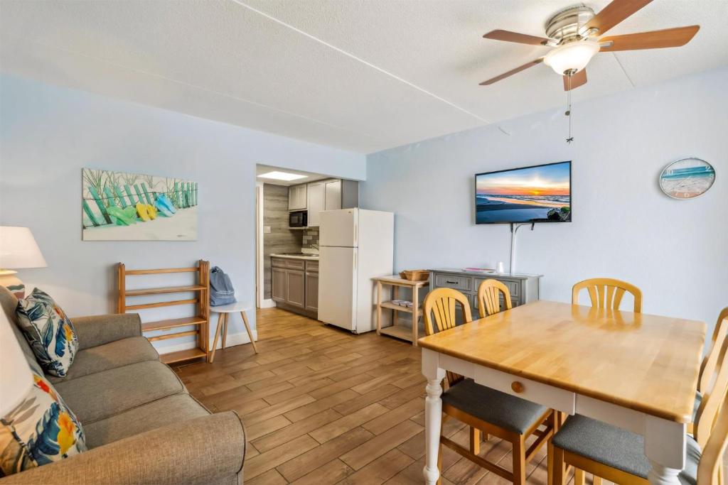 6201 Ocean Ave, Unit 104 - The Nassau Inn, Wildwood