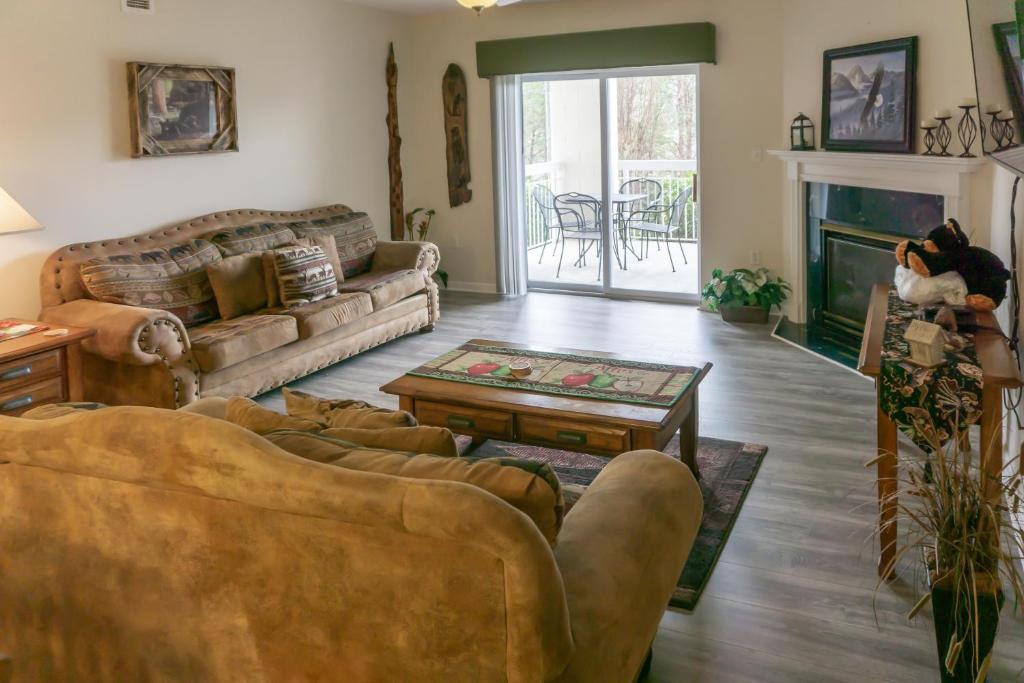 Whispering Condo, Pigeon Forge