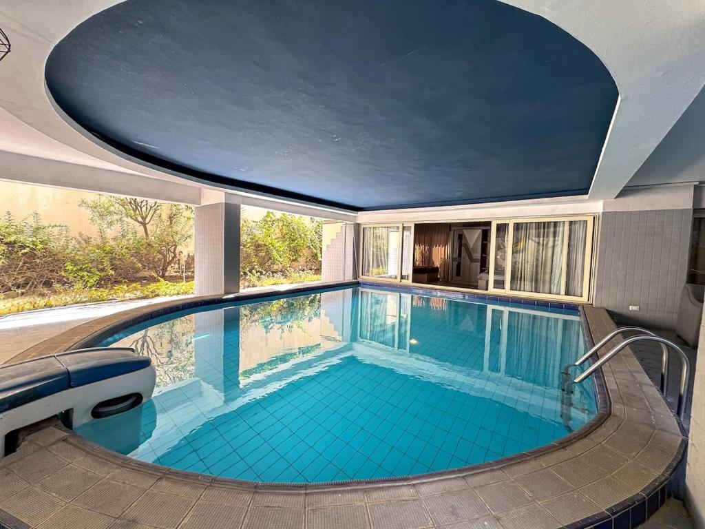 Hidden Gem in New Cairo Private Pool Studio, Káhira