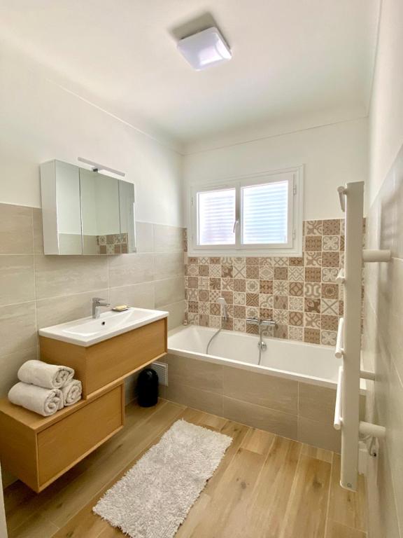 Appartement dans Villa à Antibes avec Vue Mer - 5