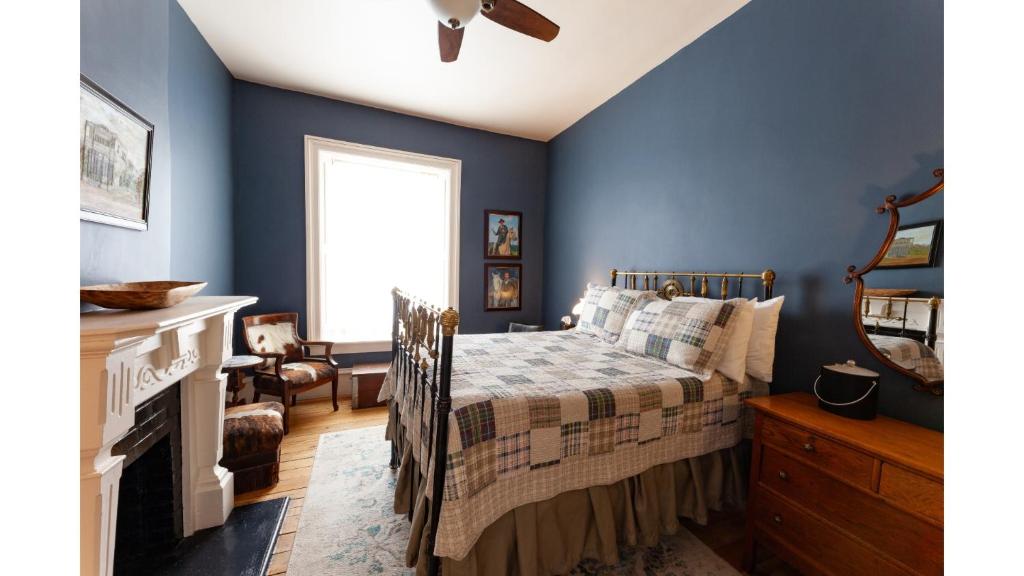 Jesse James - Historic Hotel, Cimarron