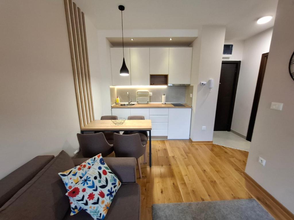 Apartman 40, Titova vila, Zlatibor - 3