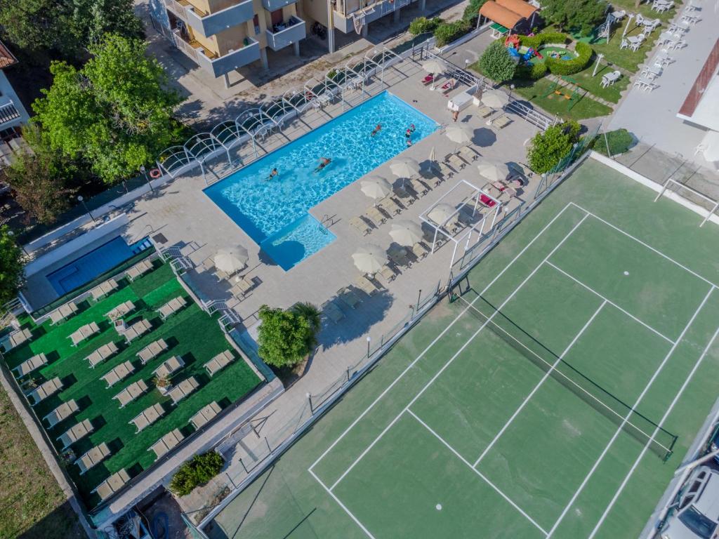 Hotel Marina Beach - Azzurro Club - 4