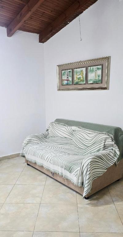 Sea Side Serenity 4, Himarë