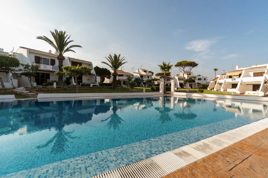 Vista Faro-Apartamento con balcón que mira al mar - 3