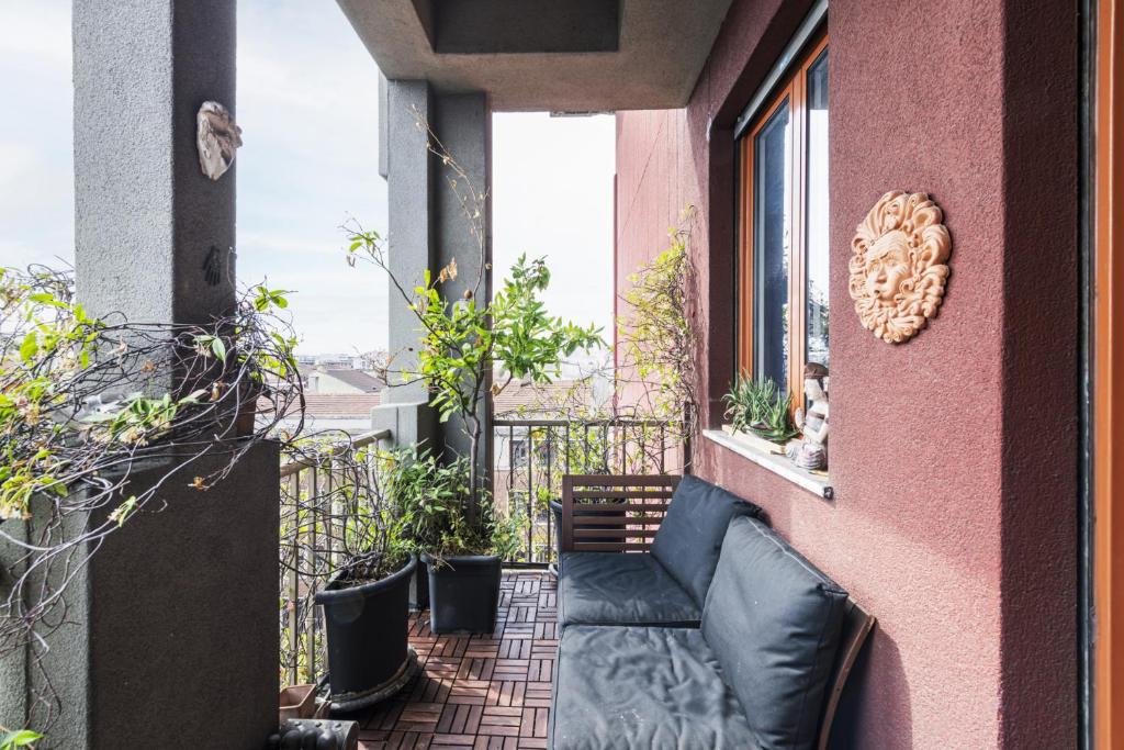 Easylife - Milano - Cantore 12 - Navigli - 2