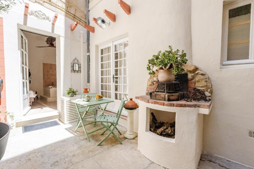 La Cour Secrète - Suite Bali - Escapade balinaise romantique - Balnéo privée - Spacieuse et tamisée - cœur de ville Carpentras - 5