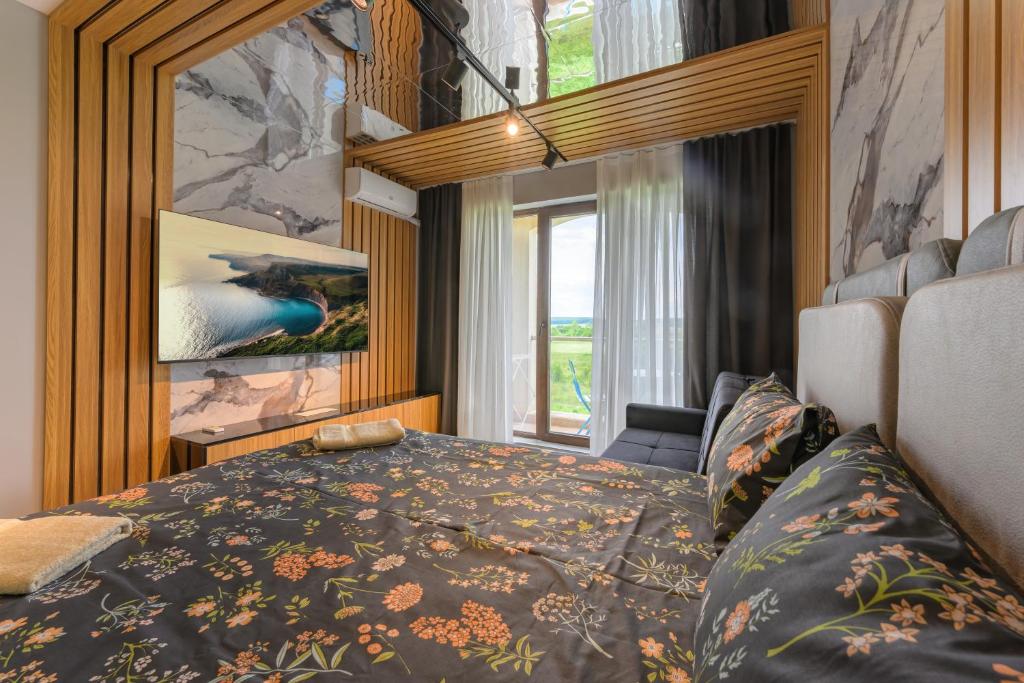 Azur Properties ap50, Škorpilovci