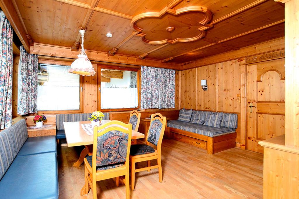 Ferienhaus Sahra - 4