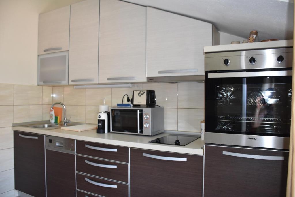 Mirkovic Apartments - 3