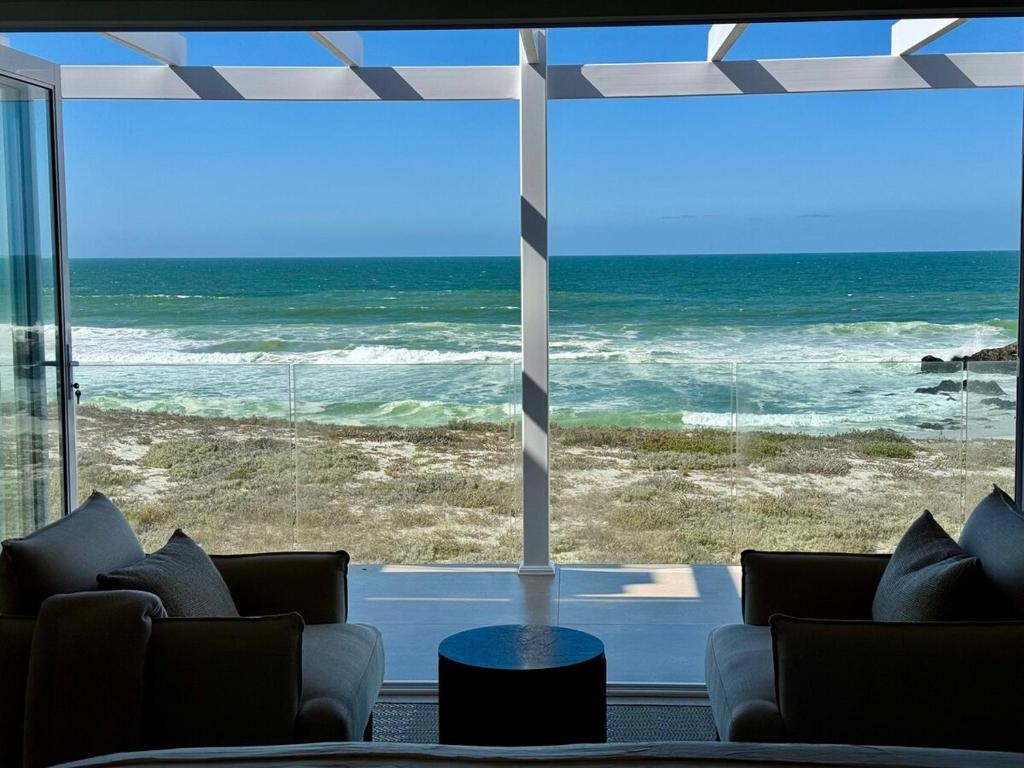 Jonesy's Place on the Beach, Yzerfontein