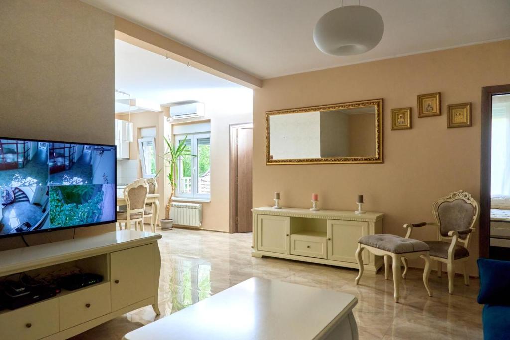 Dorćollywood 42 - 1