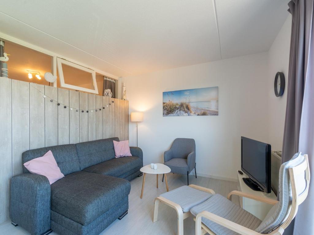 Apartment in Dutch Coast with Beach Access, Julianadorp