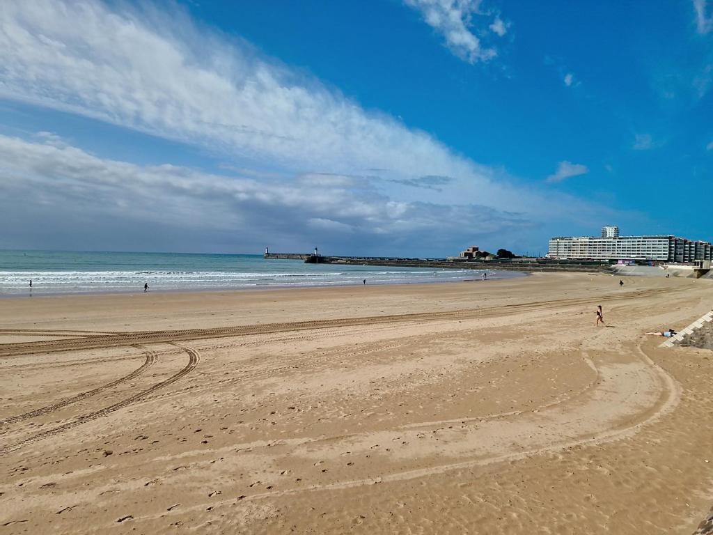 Duplex de Charme - Proche Plage, Port & Rues Piétonnes avec Parking Privé - FR-1-331-6 - 2