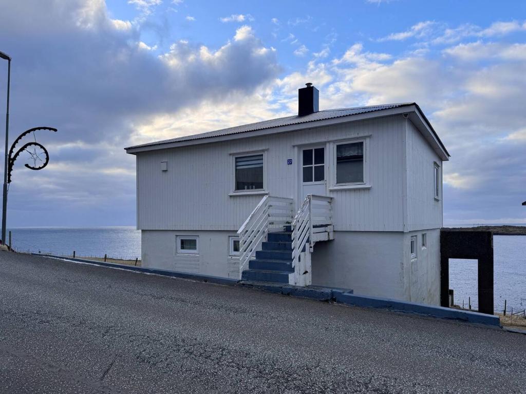 Cozy Old House With Premium Views, Sumba