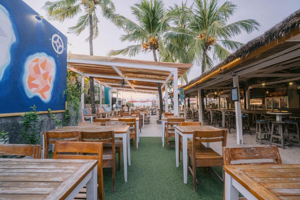 Restaurant, Tir Na Nog Hotel in Lombok