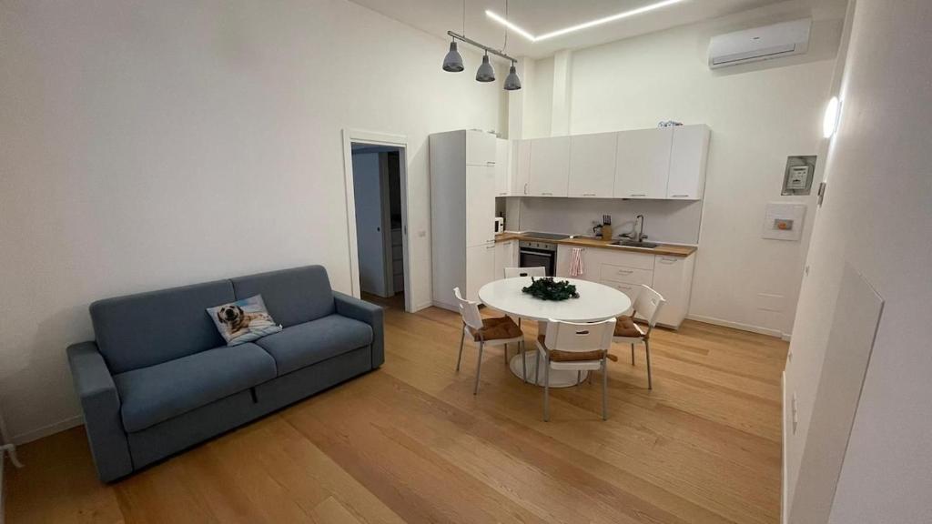 Porta Venezia - quiet home in Old Milan, Milán