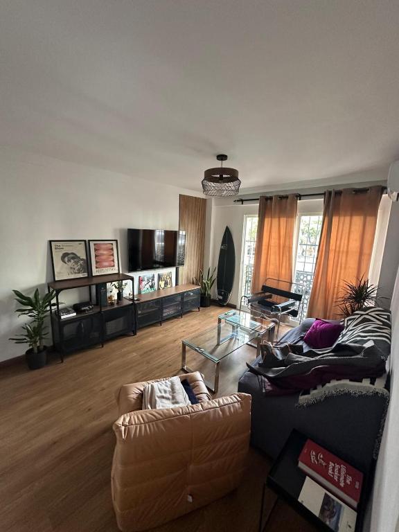 Modern apartment with a terrace and elegant design, Sevilla