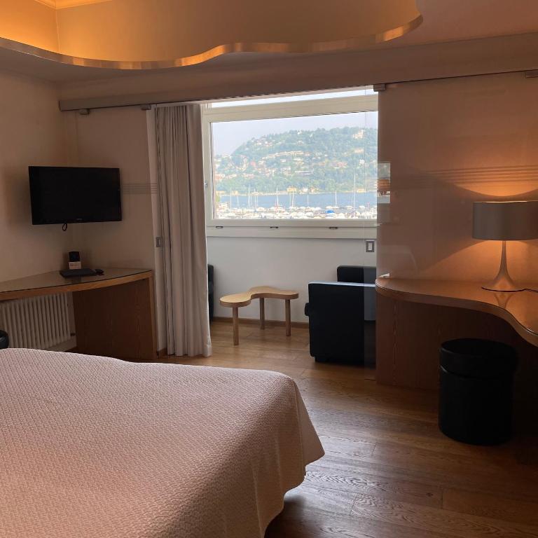 Hotel Metropole Suisse — Hotel rooms in Como, Lombardy