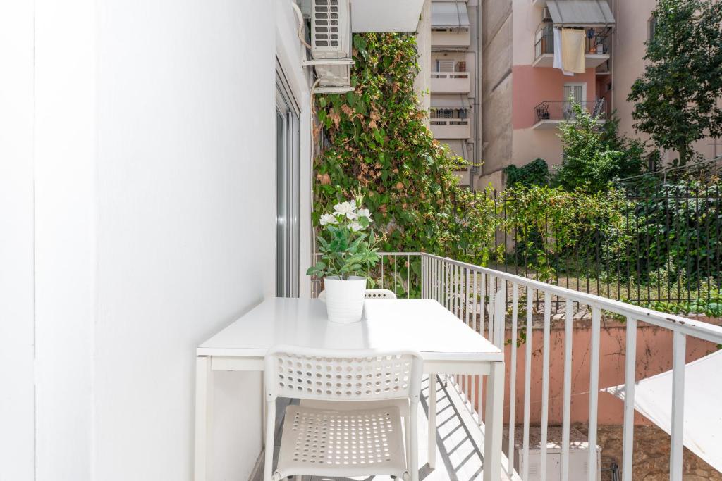 Modern & Central Apt in Athens 전경